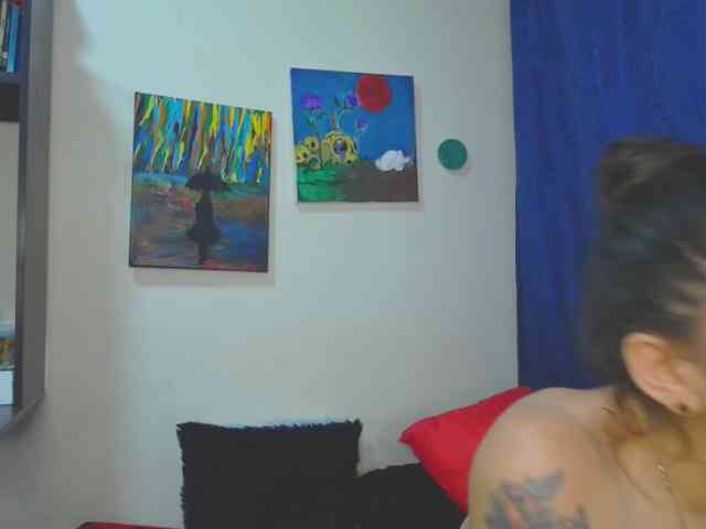 leyla-hot webcam