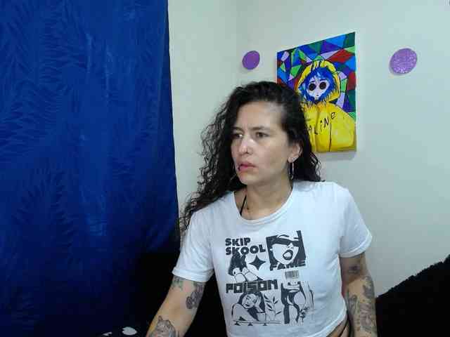 leyla-hot webcam