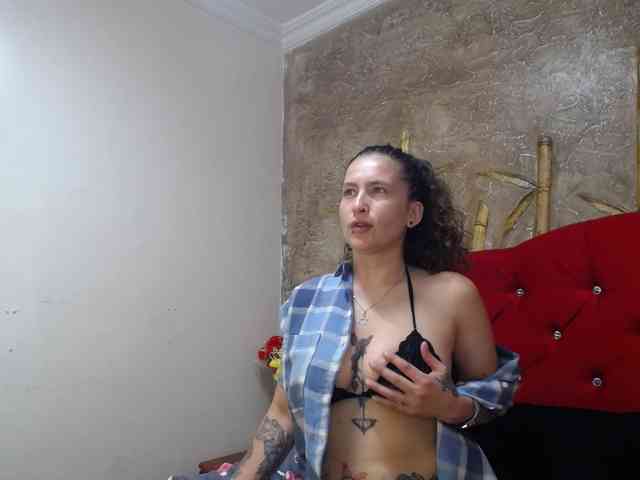 erotic roleplay chatroom Leyla-hot