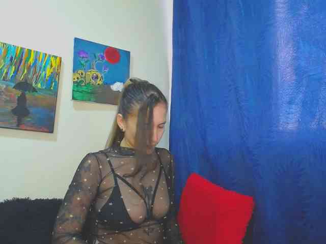 leyla-hot webcam