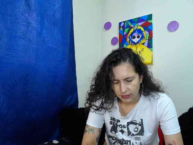 leyla-hot webcam