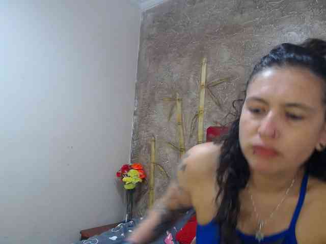leyla-hot webcam