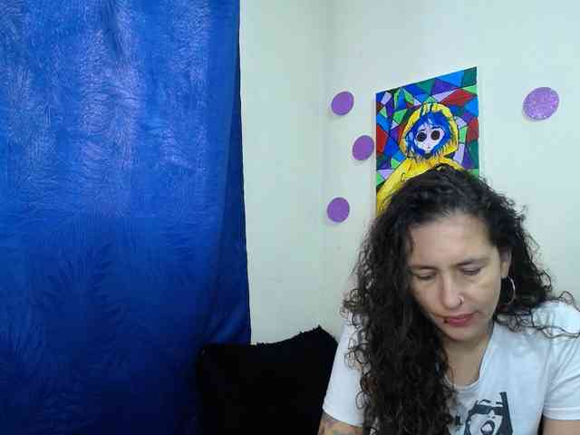 leyla-hot webcam
