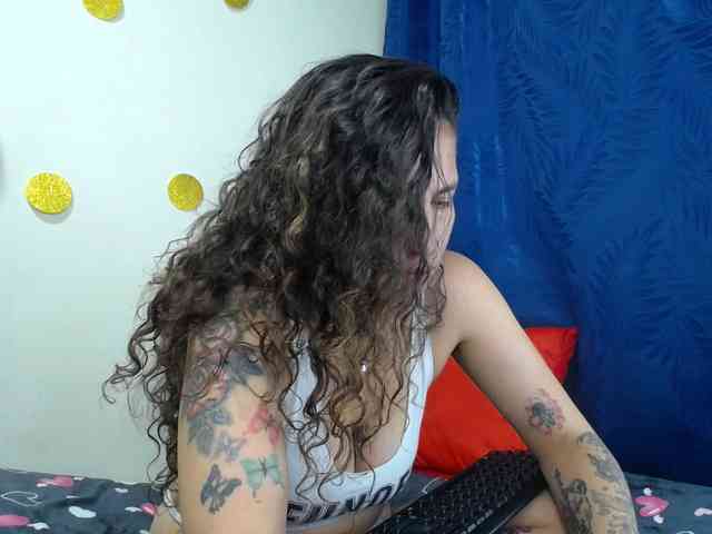 leyla-hot webcam