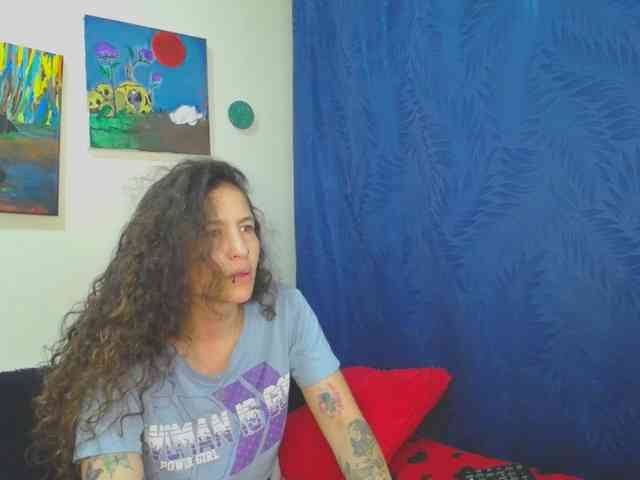 leyla-hot webcam
