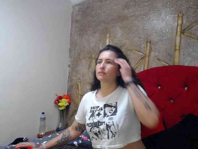 leyla-hot webcam