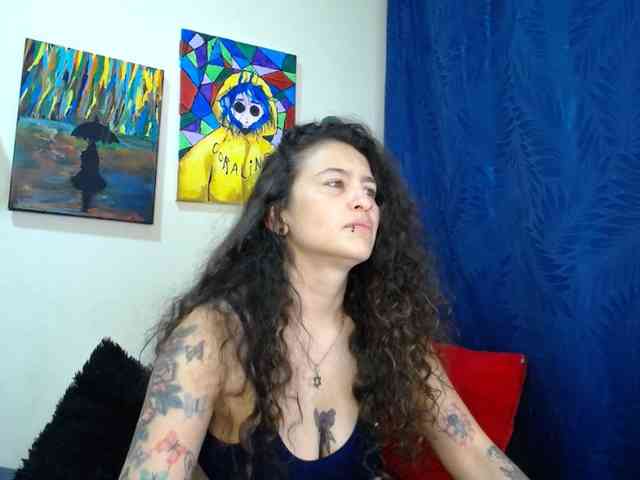 leyla-hot webcam
