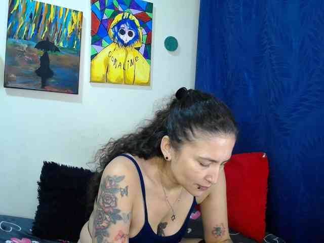 leyla-hot webcam