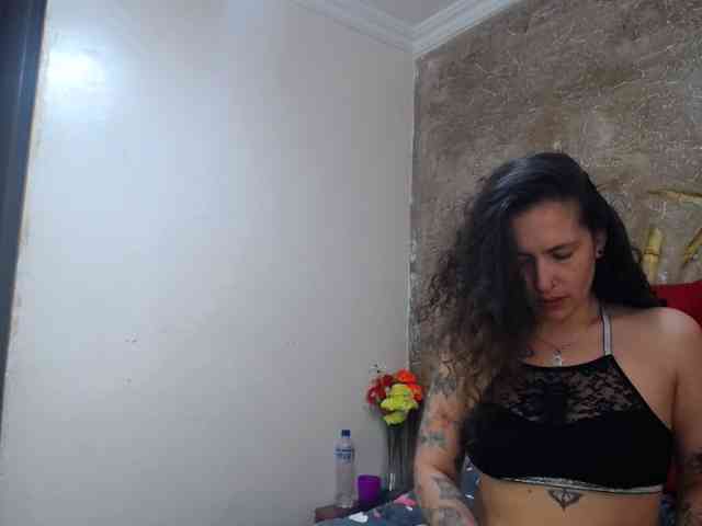 free live cam online Leyla-hot