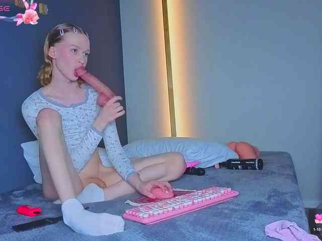 queeerwitch Live Webcam on BongaCams