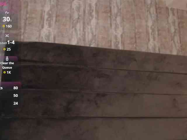 CrystalWoods94 webcam