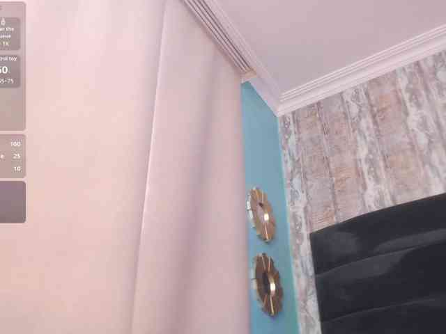 CrystalWoods94 webcam