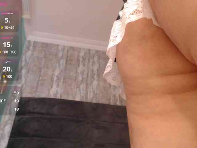 CrystalWoods94 webcam