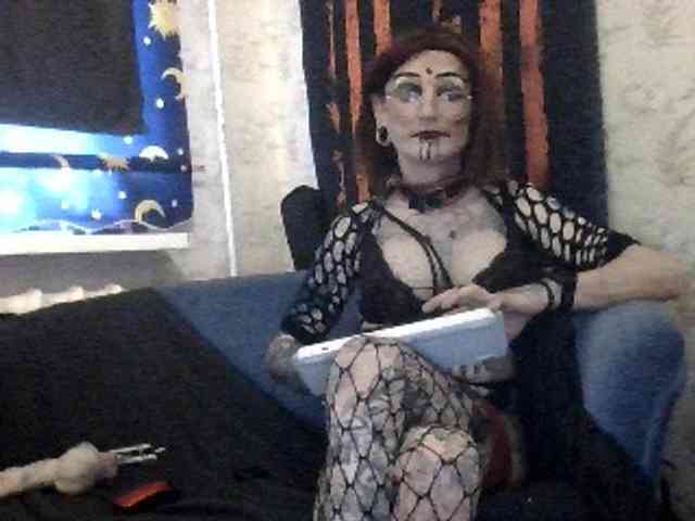 iAnd4riel Live Webcam on BongaCams