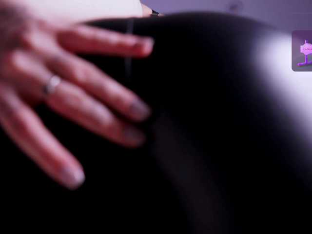 AnnaOreo's BongaCams show and profile