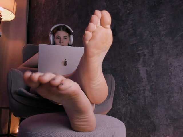 AnnaOreo's BongaCams show and profile