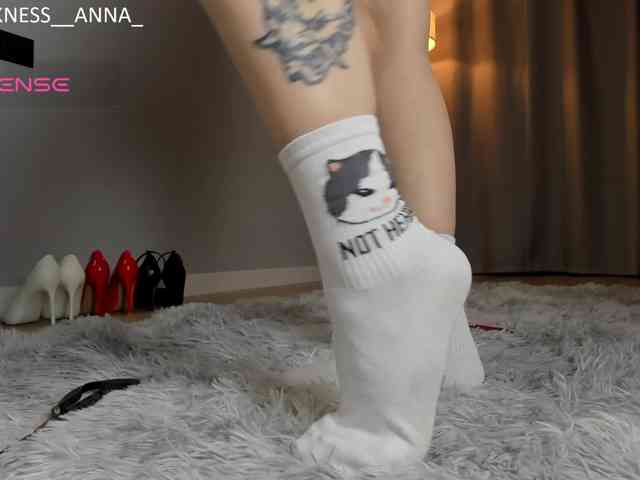 Anna-Darkness webcam