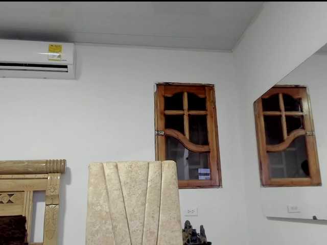 oriana-faddila's BongaCams show and profile