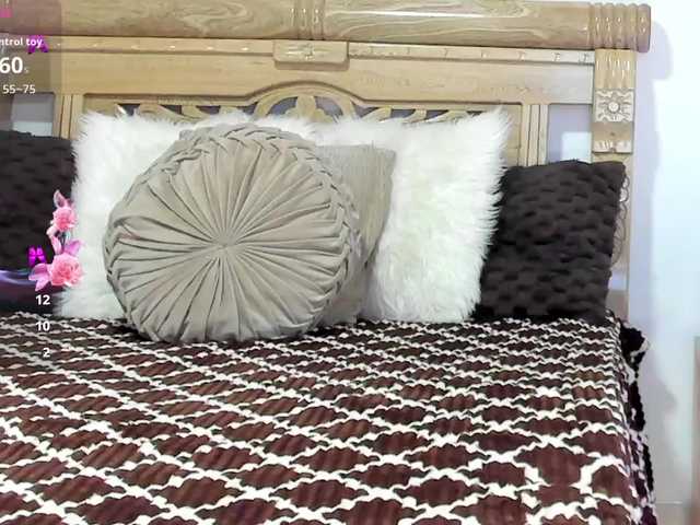 oriana-faddila's BongaCams show and profile