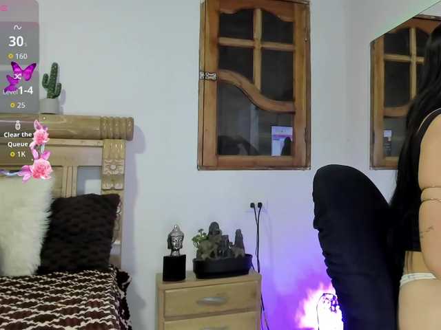 oriana-faddila's BongaCams show and profile