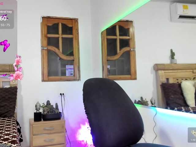 oriana-faddila's BongaCams show and profile