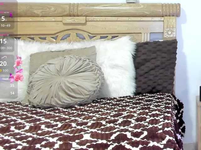 oriana-faddila live cam profile