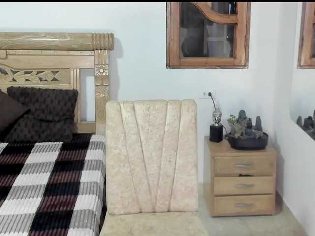 oriana-faddila's BongaCams show and profile