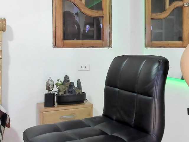 oriana-faddila's BongaCams show and profile