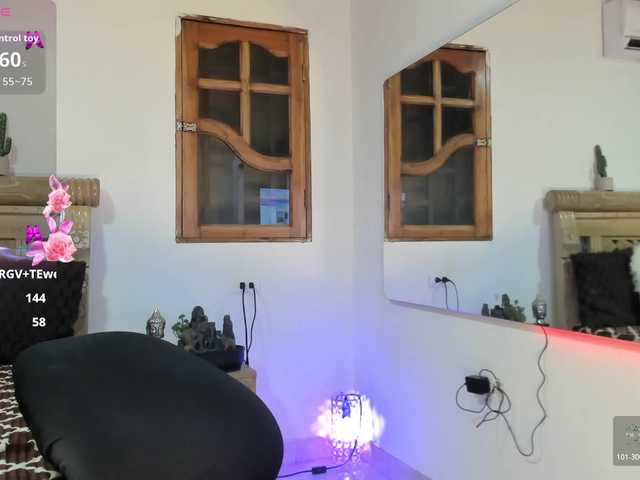 oriana-faddila's BongaCams show and profile