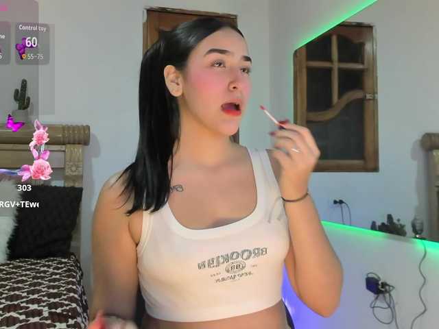 oriana-faddila's BongaCams show and profile