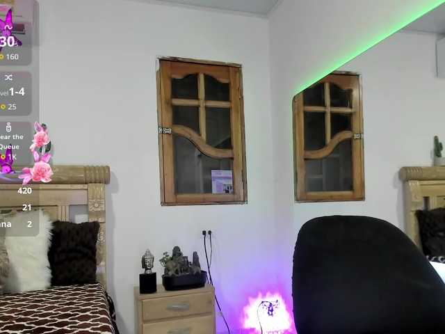 oriana-faddila live cam profile