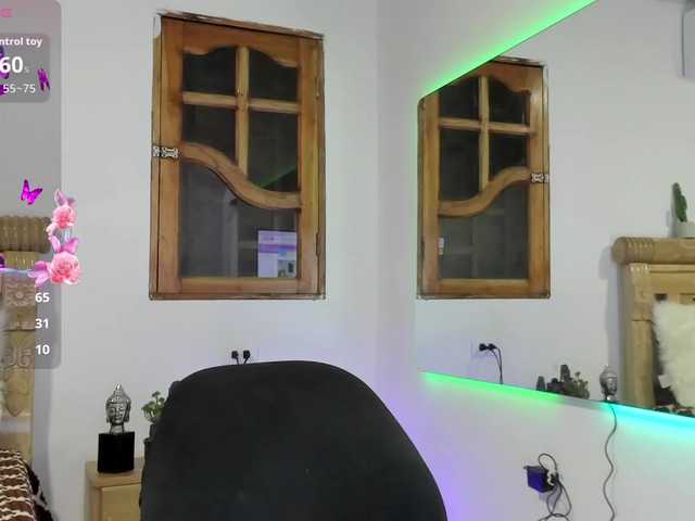 oriana-faddila's BongaCams show and profile