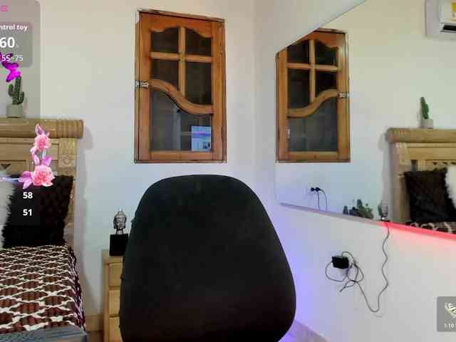 oriana-rodriguez webcam