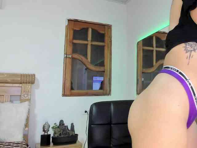 oriana-rodriguez webcam