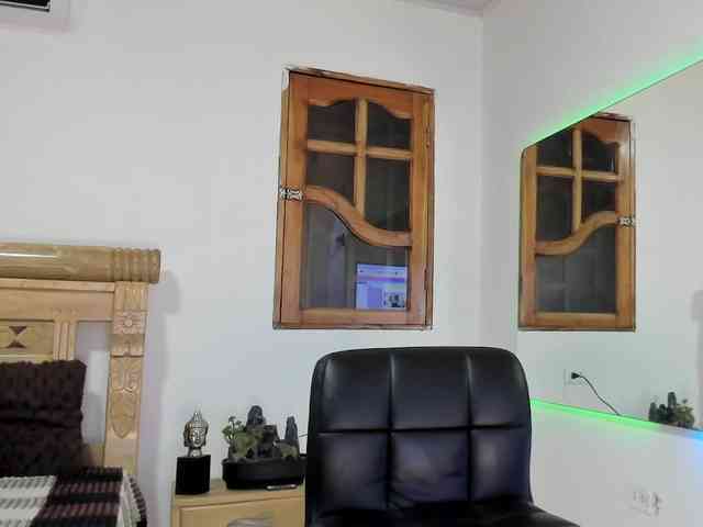 oriana-rodriguez webcam