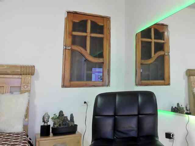 oriana-rodriguez webcam