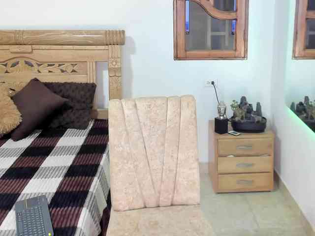 oriana-rodriguez webcam