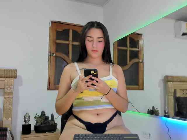 oriana-faddila oriana-faddila