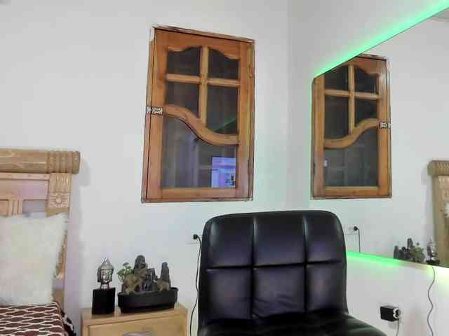 oriana-rodriguez webcam