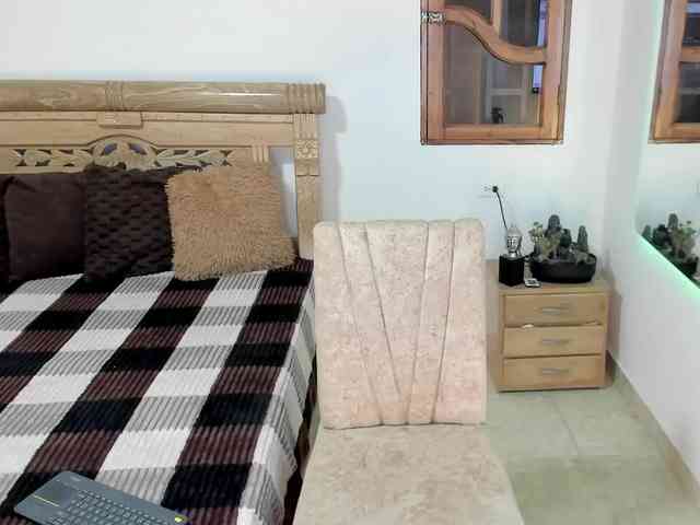 oriana-rodriguez webcam