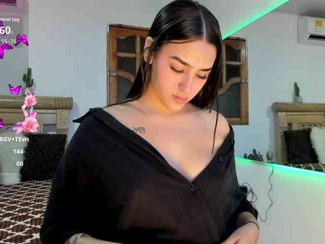 oriana-faddila oriana-faddila