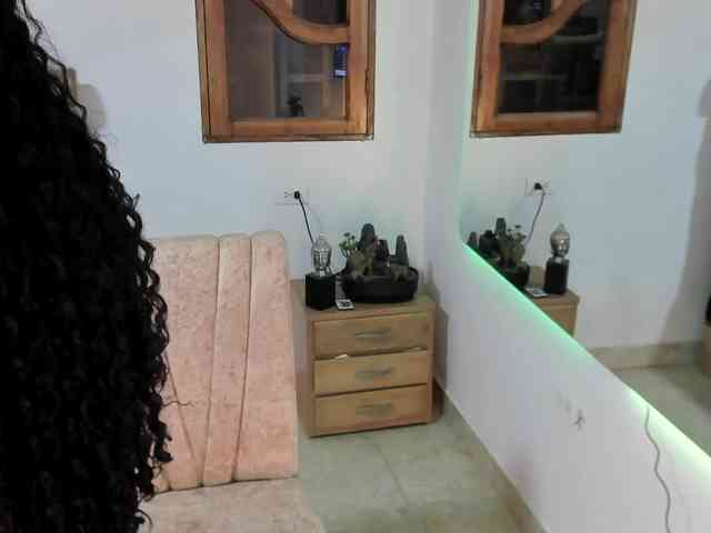 oriana-rodriguez webcam