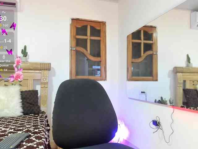 oriana-rodriguez webcam