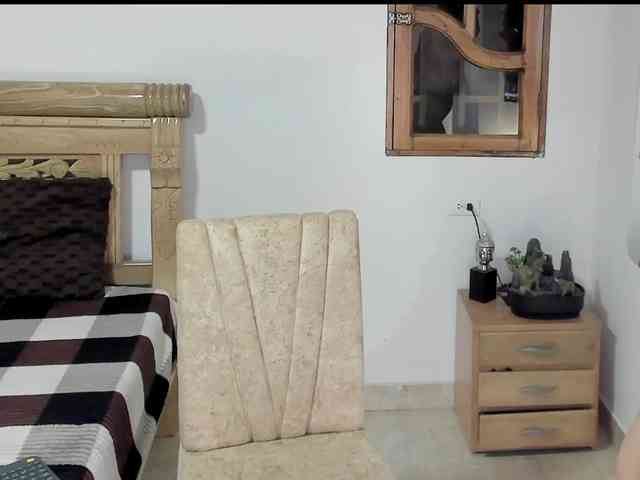 oriana-rodriguez webcam