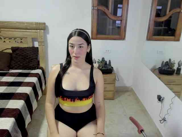 oriana-faddila oriana-faddila