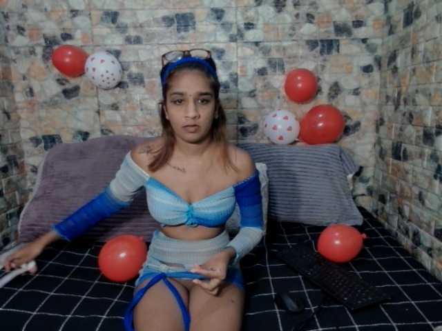 cherryindian4u's BongaCams show and profile