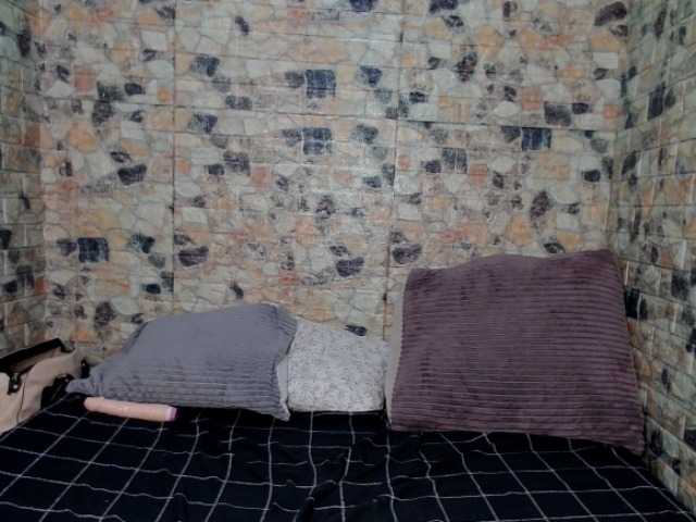 cherryindian4u's BongaCams show and profile