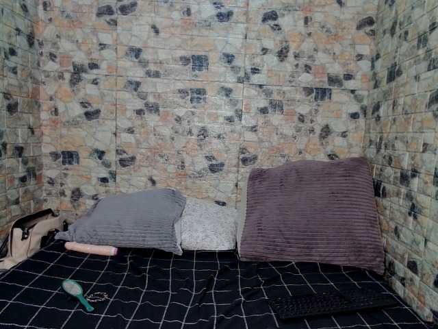 cherryindian4u's BongaCams show and profile