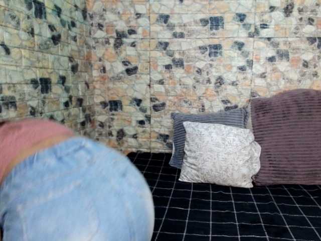 cherryindian4u's BongaCams show and profile