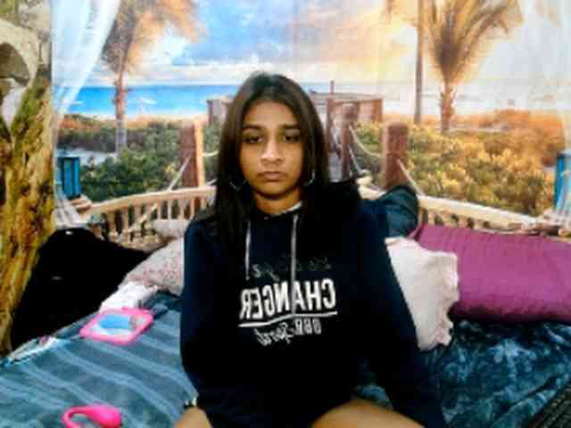 cherryindian4u webcam